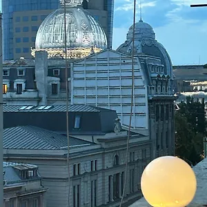 https://little-paris-old-center.bucharesthotelsnow.com