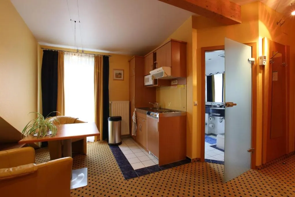 Au P'Tit Max - Studios Hotel Люксембург