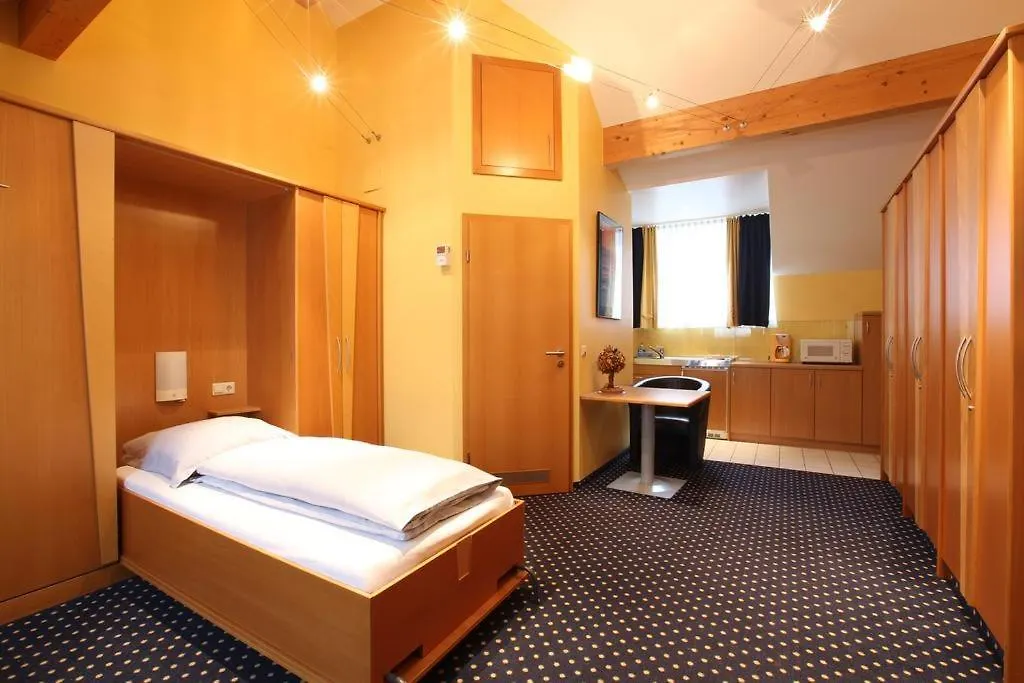 Au P'Tit Max - Studios Hotel Люксембург